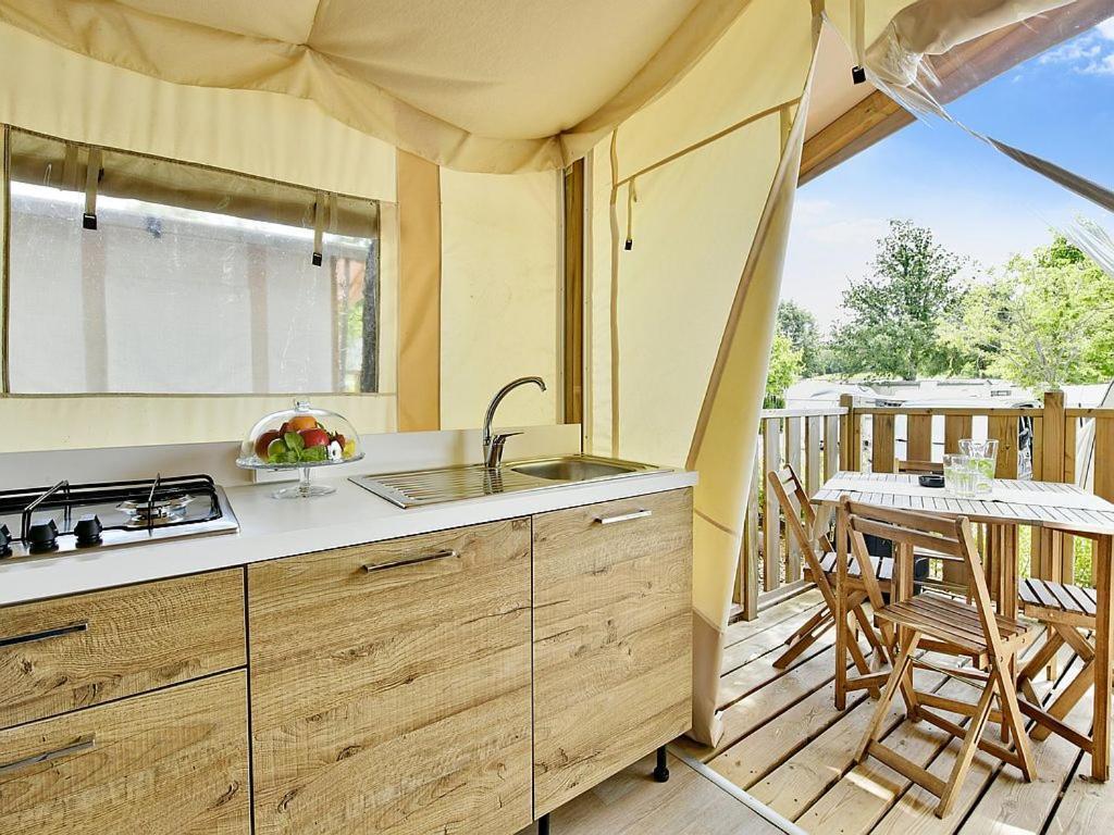 Polidor Glamping Resort Mugeba Esterno foto